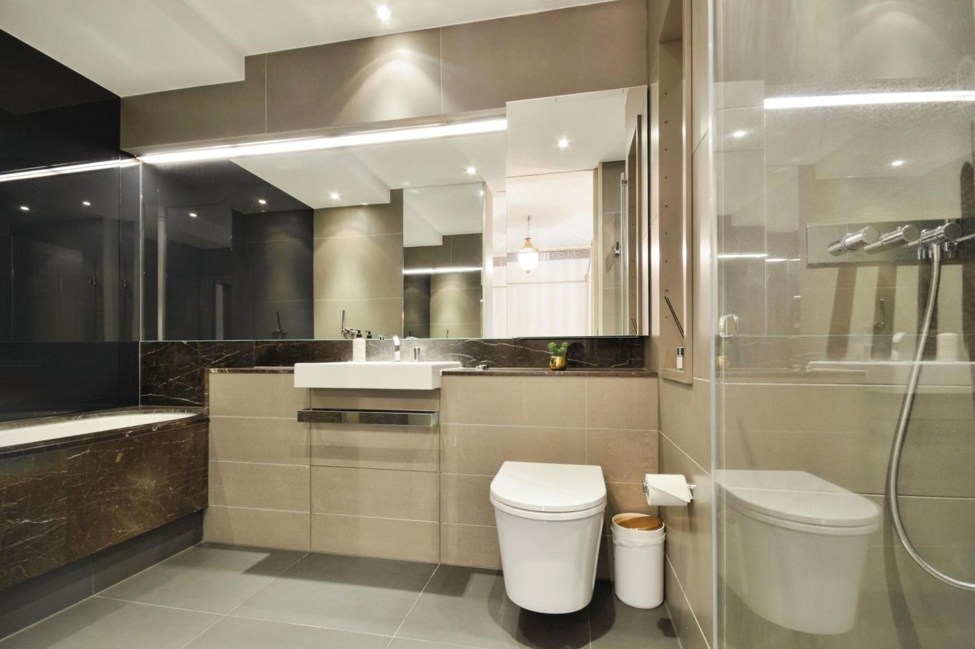 Soho West End Апартаменты